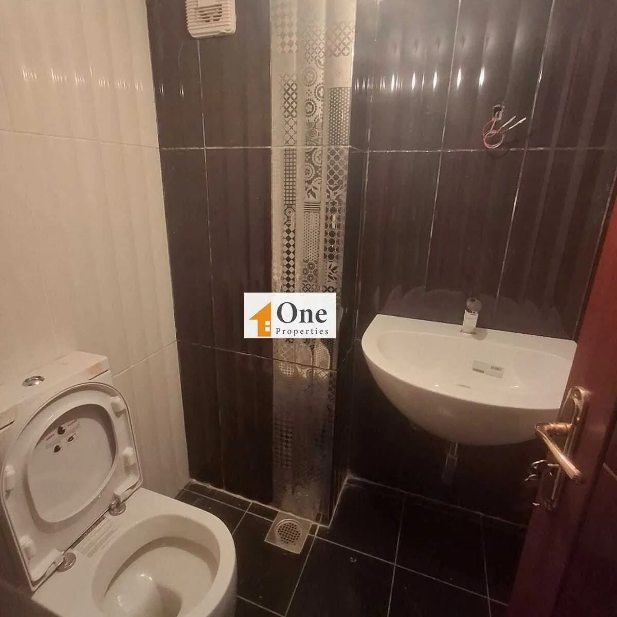 Brand New Apartment For Sale In Ghedres — photo 4