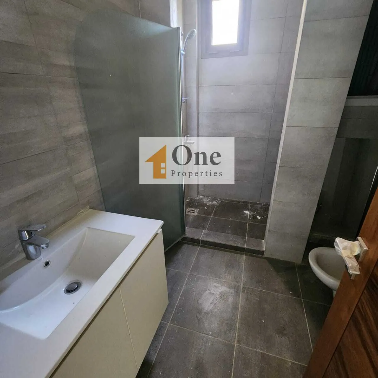 Triplex Apartment For Sale In Baabdat — الصورة 7