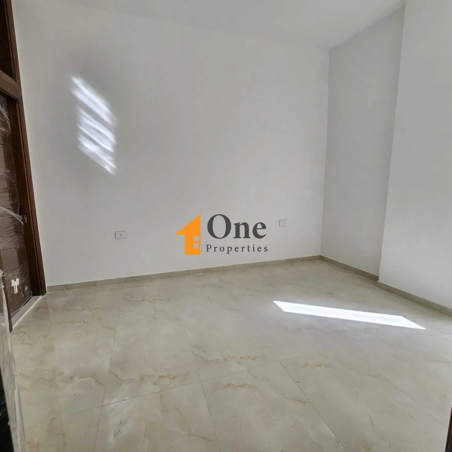 Brand New Apartment For Sale In Ballouneh — photo 3