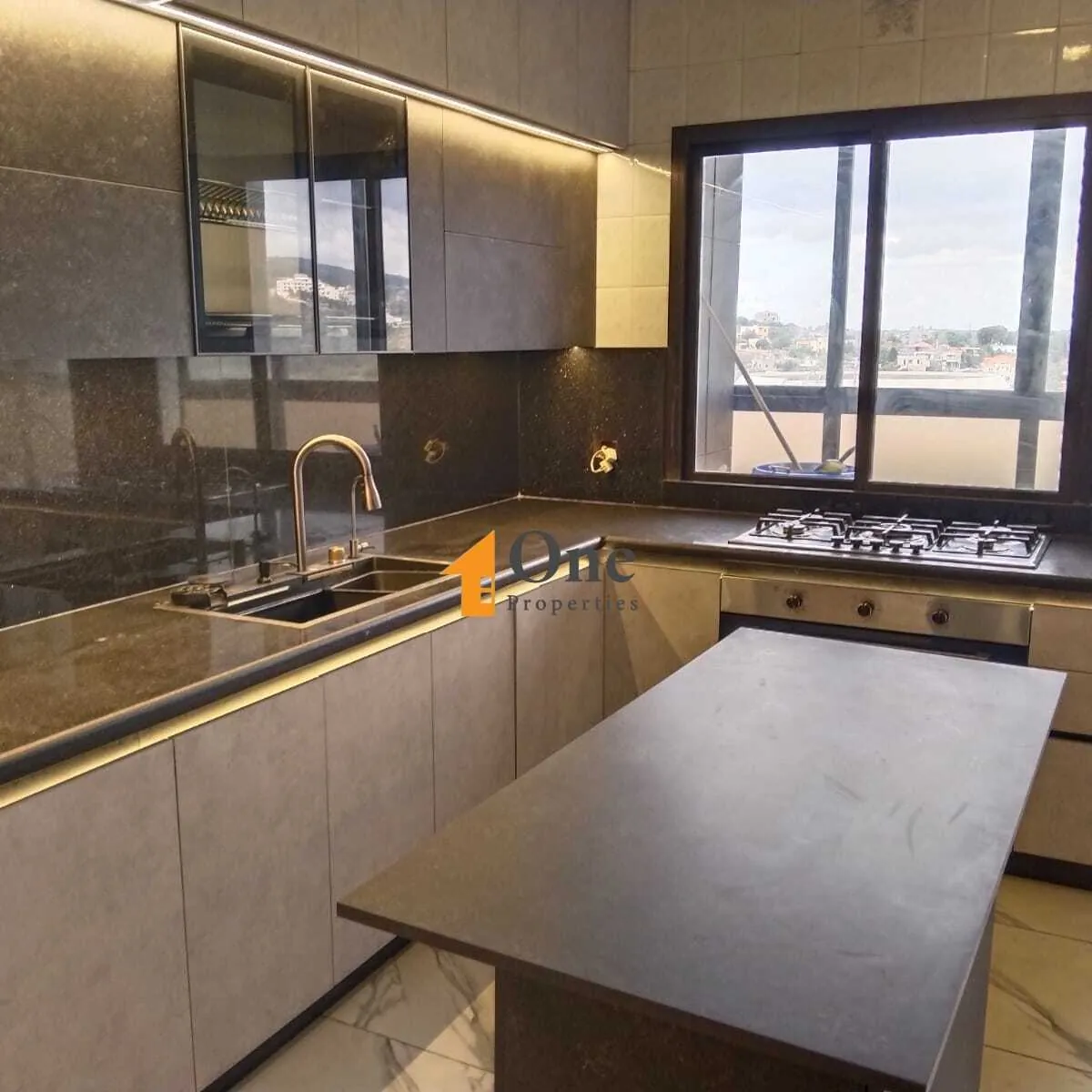 Apartment For Sale In Hbeline Amchit — الصورة 6