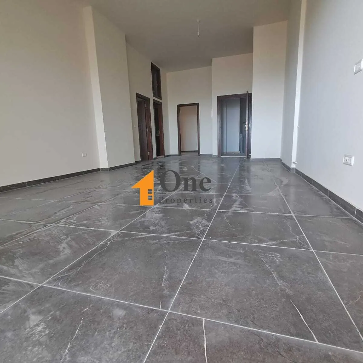 Apartment For Sale In Haret Sakher — الصورة 3