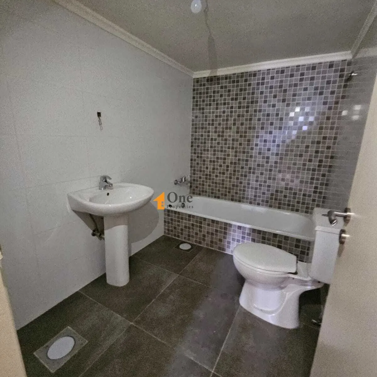 Apartment For Sale In Halat — photo 3
