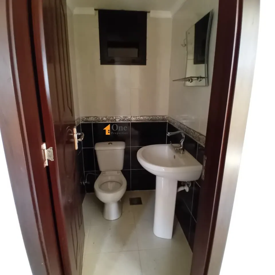 Apartment For Sale In Halat — photo 4
