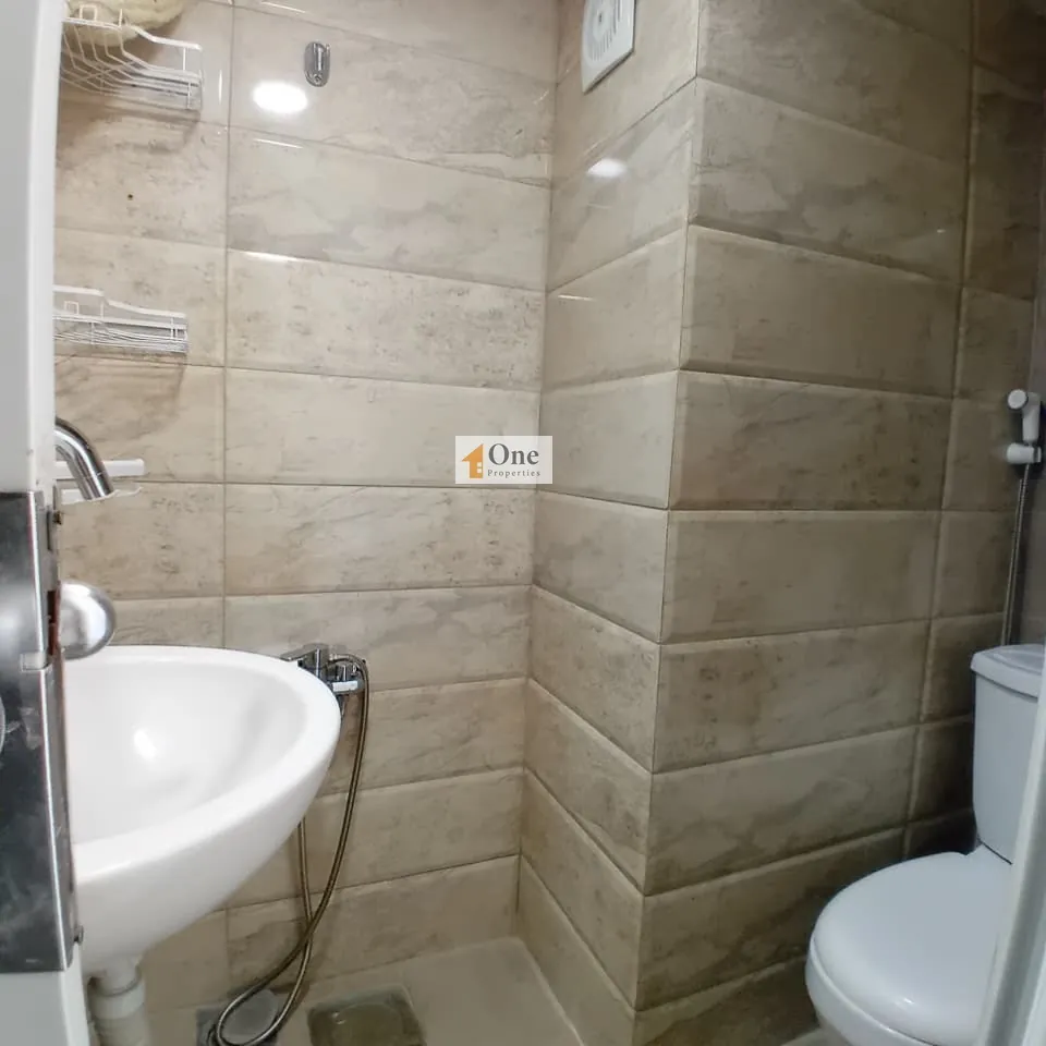 Furnished Apartment For Sale In Zouk Mosbeh — الصورة 4