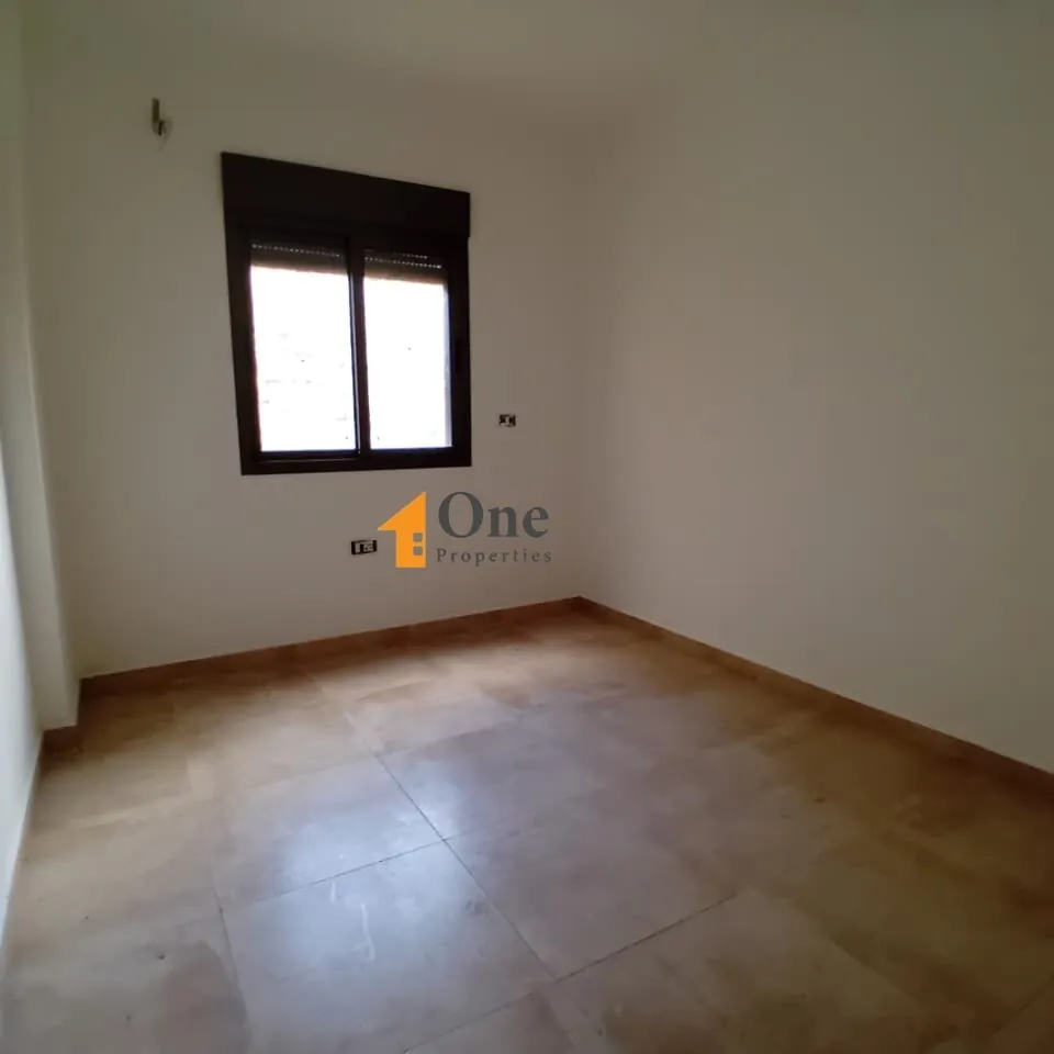 Brand New Apartment For Sale In Halat — الصورة 8