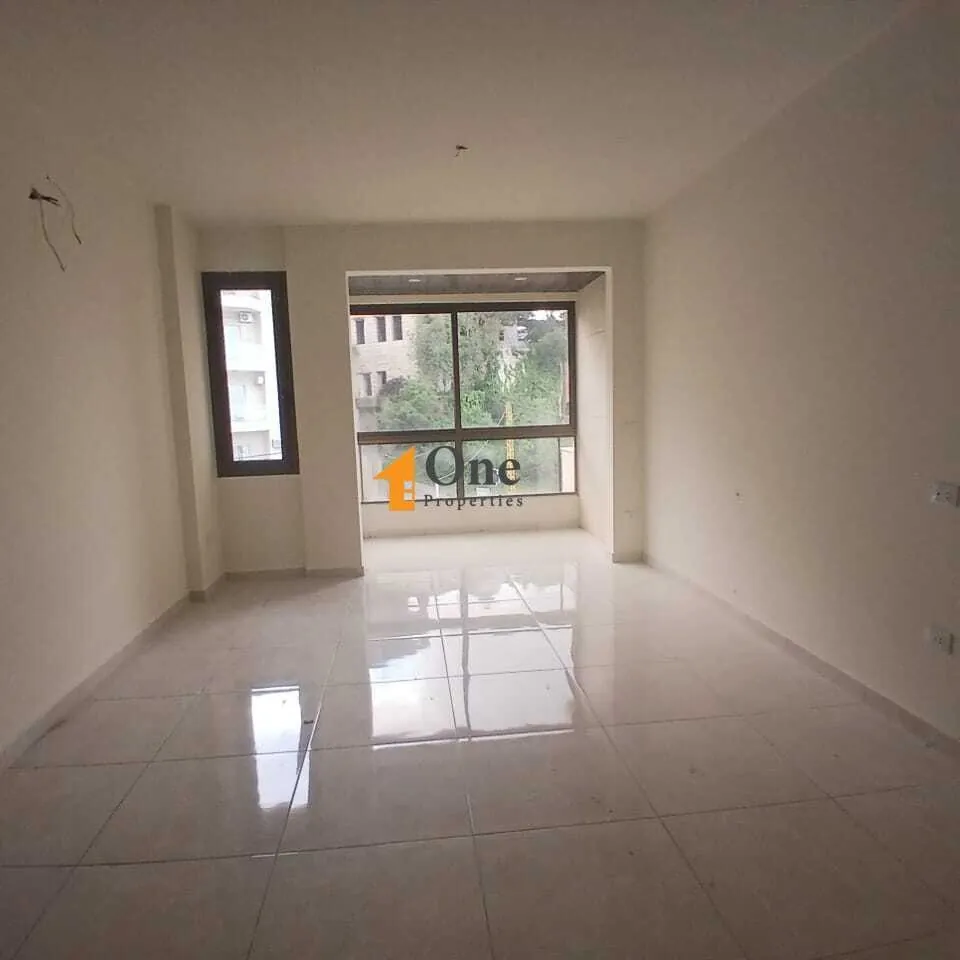 Apartment For Sale In Kornet El Hamra — photo 2
