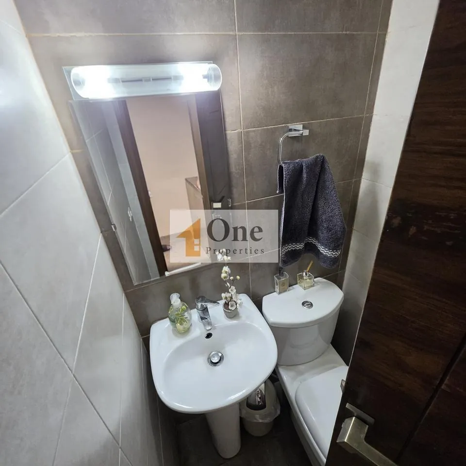 Apartment For Sale In Bouar — الصورة 2
