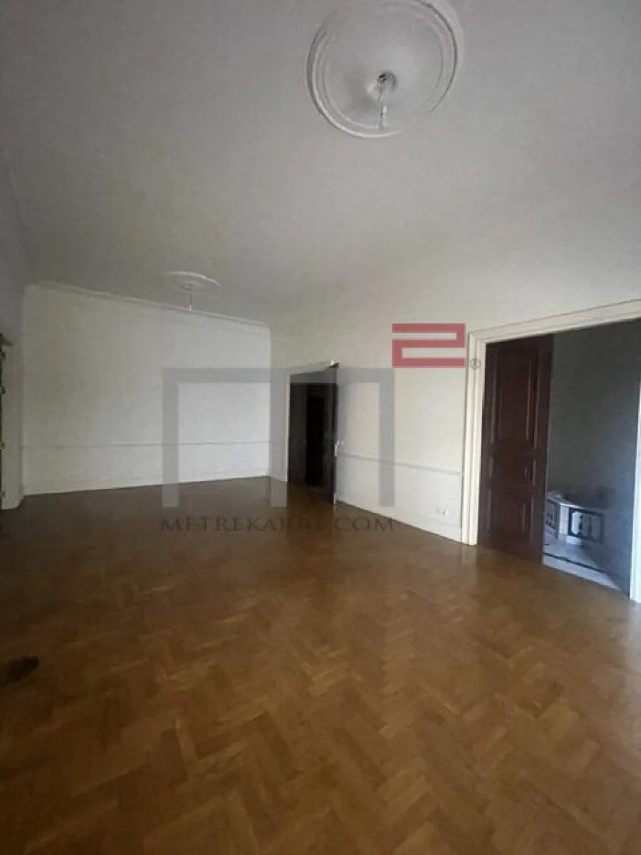 Apartment for Rent in Furn El Hayek — الصورة 3