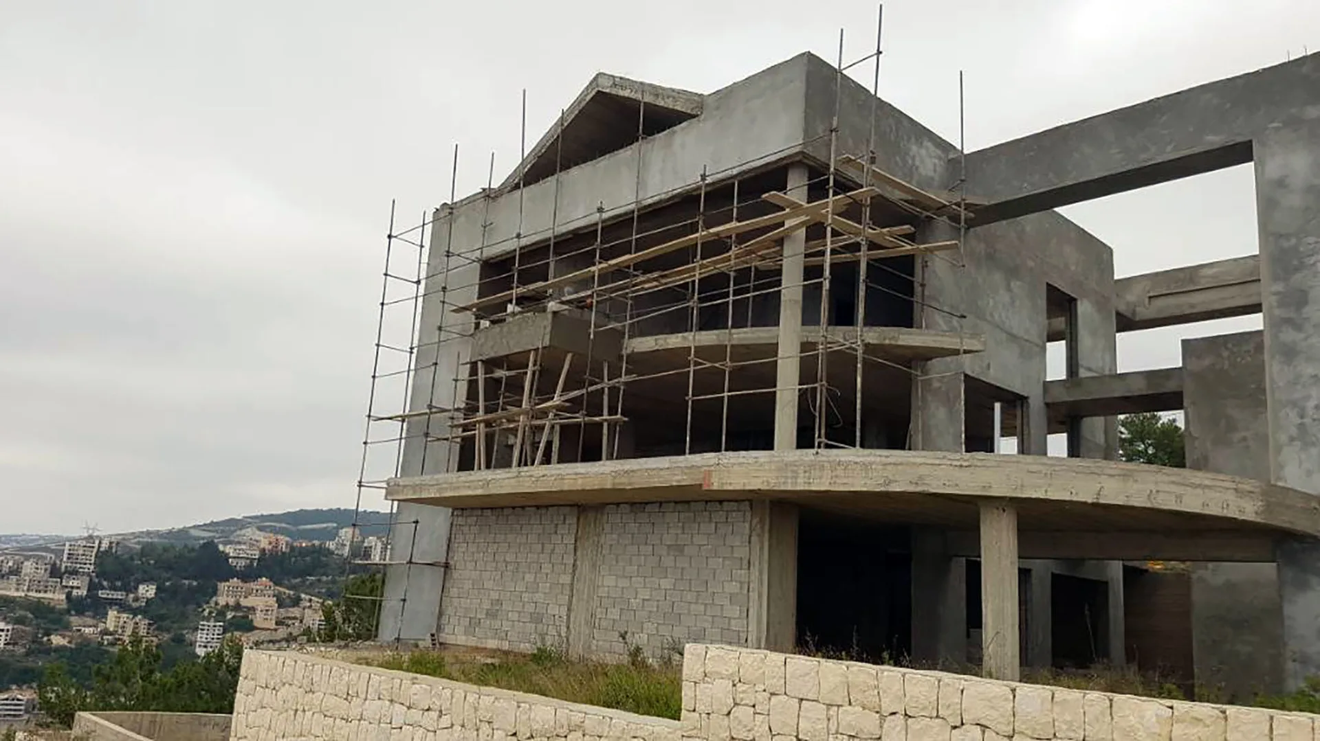 Villa for Sale in Fidar , Lebanon — الصورة 5