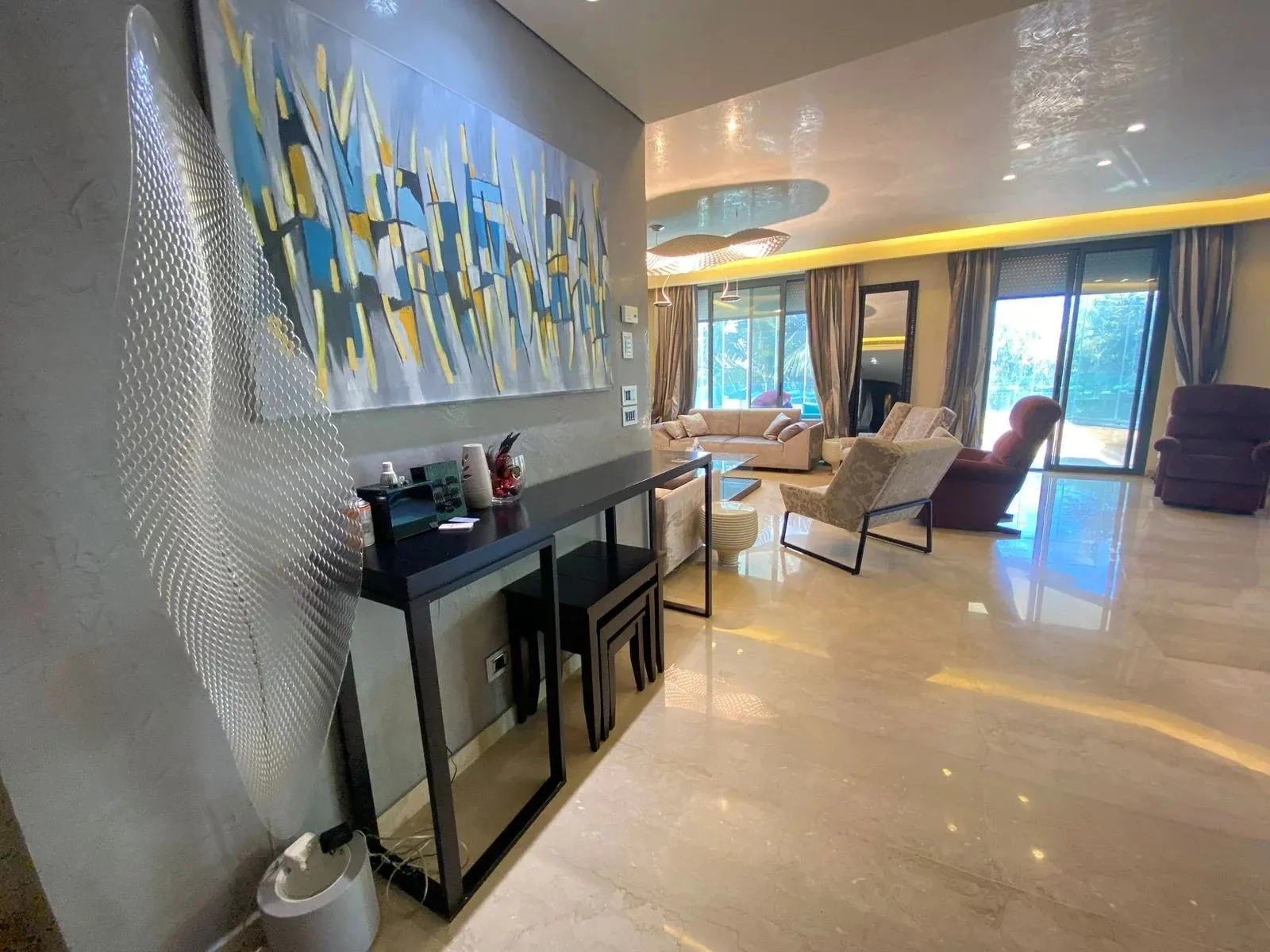 Spacious 4 bedrooms apartment in Mtayleb