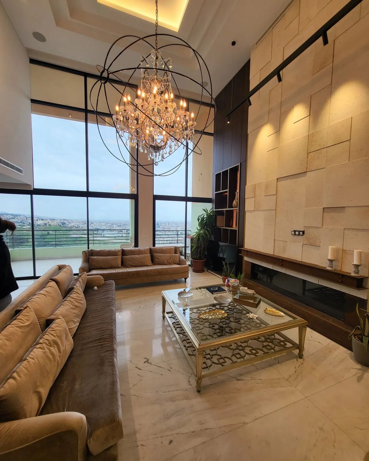 High-end Penthouse with Panoramic Views for Sale in Mar Roukoz