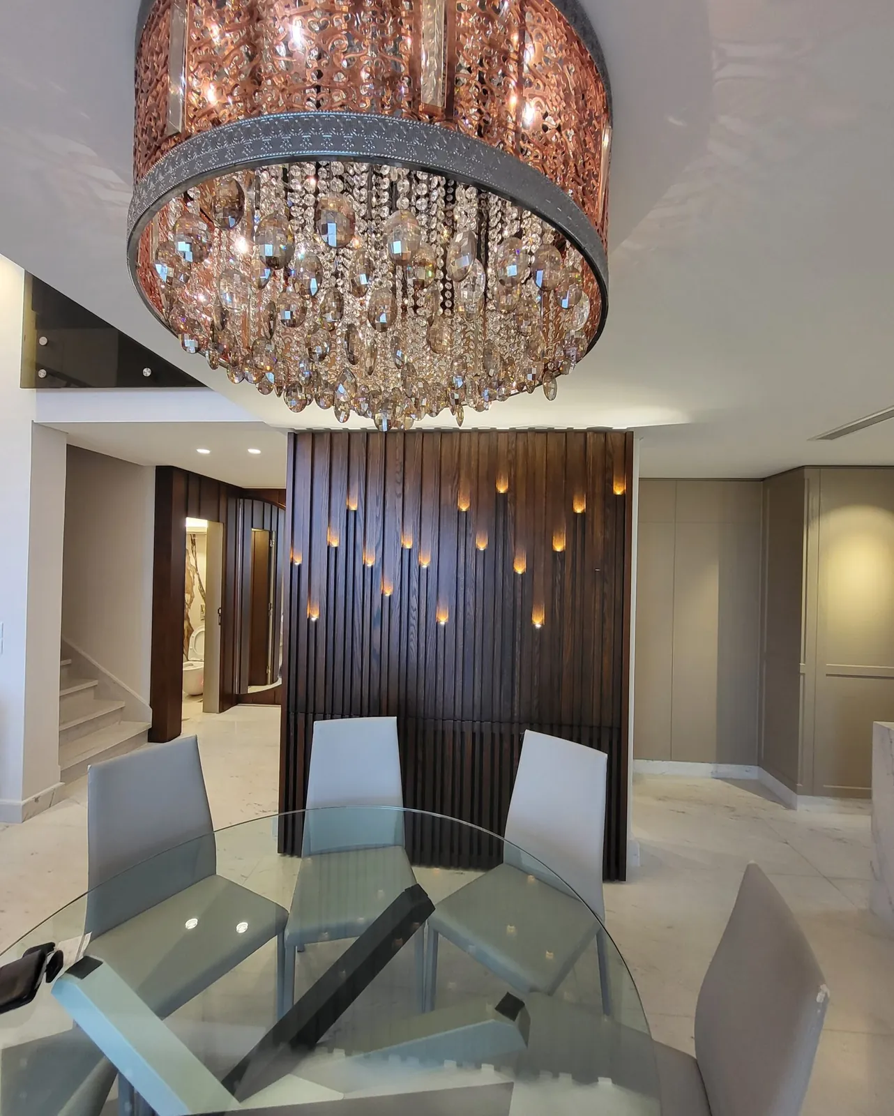 High-end Penthouse with Panoramic Views for Sale in Mar Roukoz — photo 3