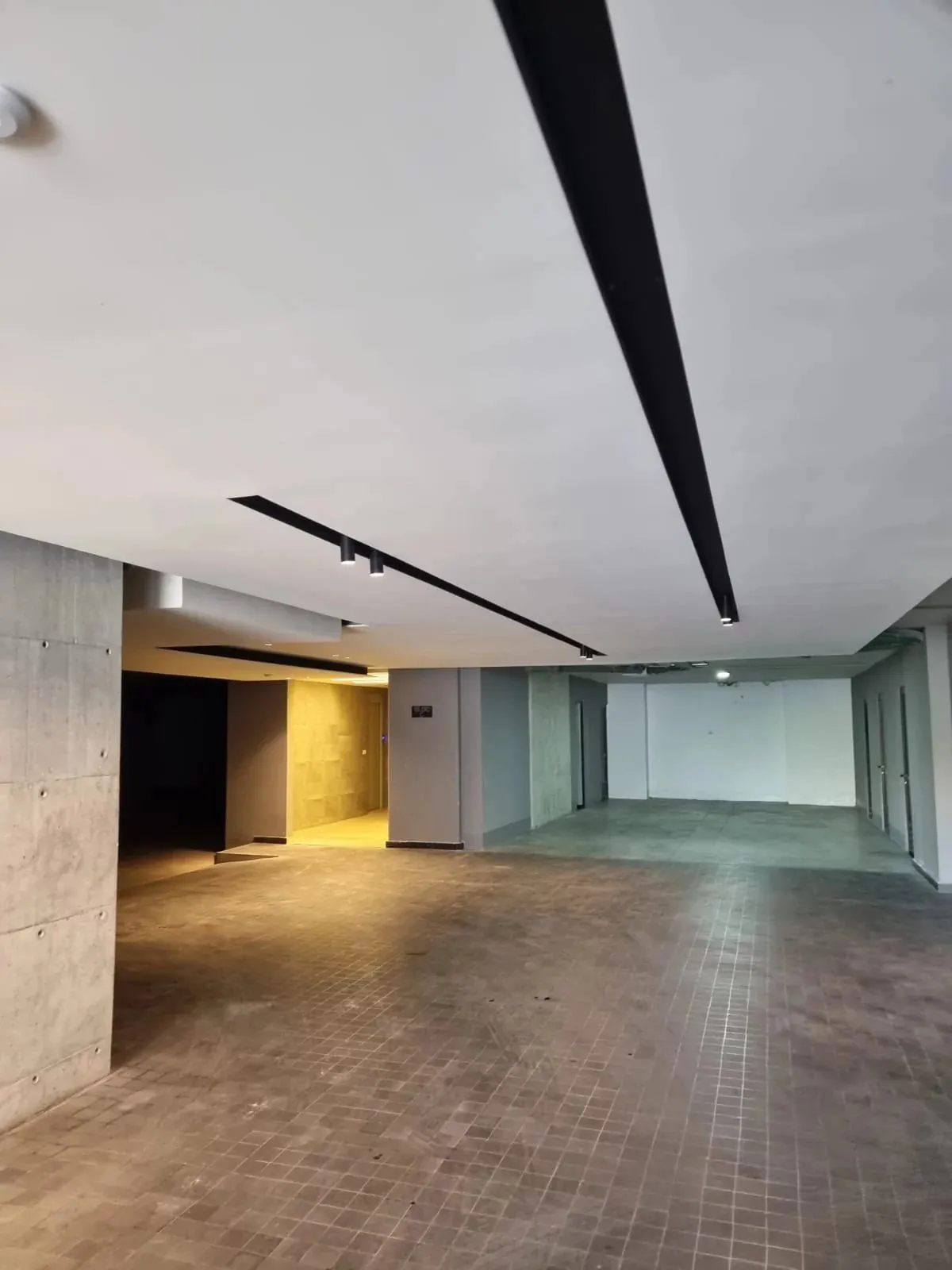 Spacious Duplex in Dik El Mehdi