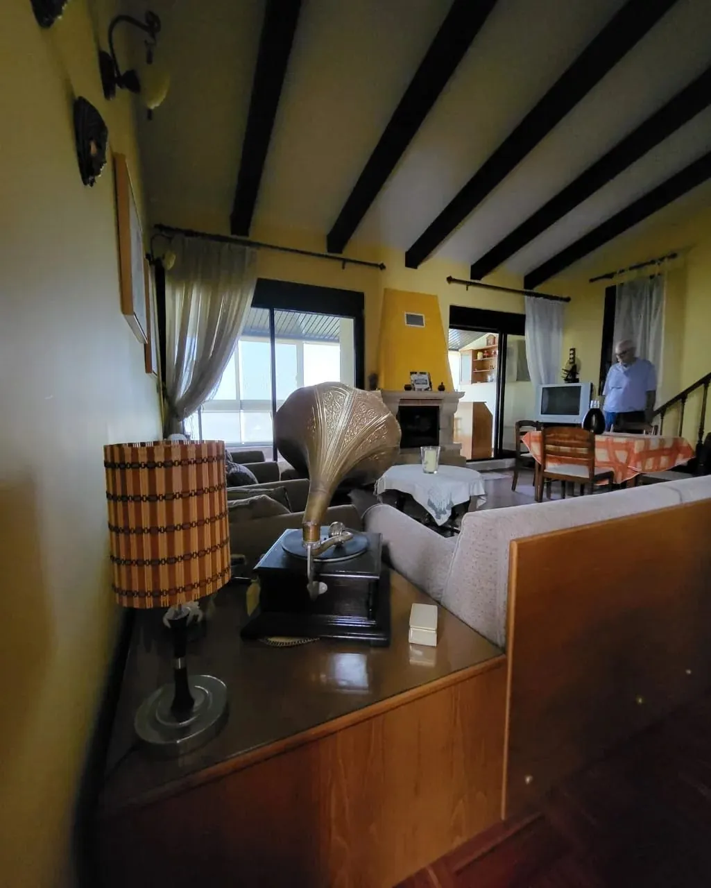 Fully Furnished Chalet & Ready To Enjoy in Zaarour — الصورة 4