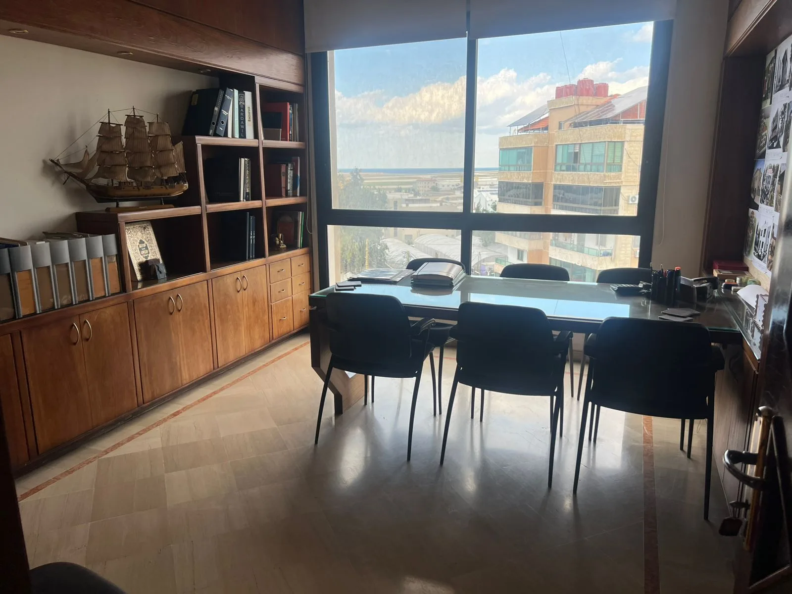 Office for rent in Chouaifet El Aamroussieh