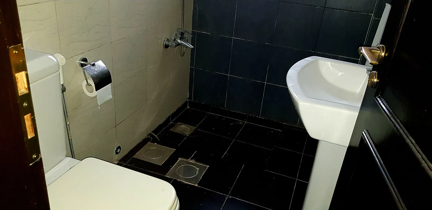 Villa for Sale in Kfour — الصورة 4