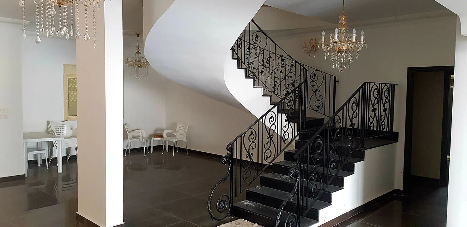 Villa for Sale in Kfour