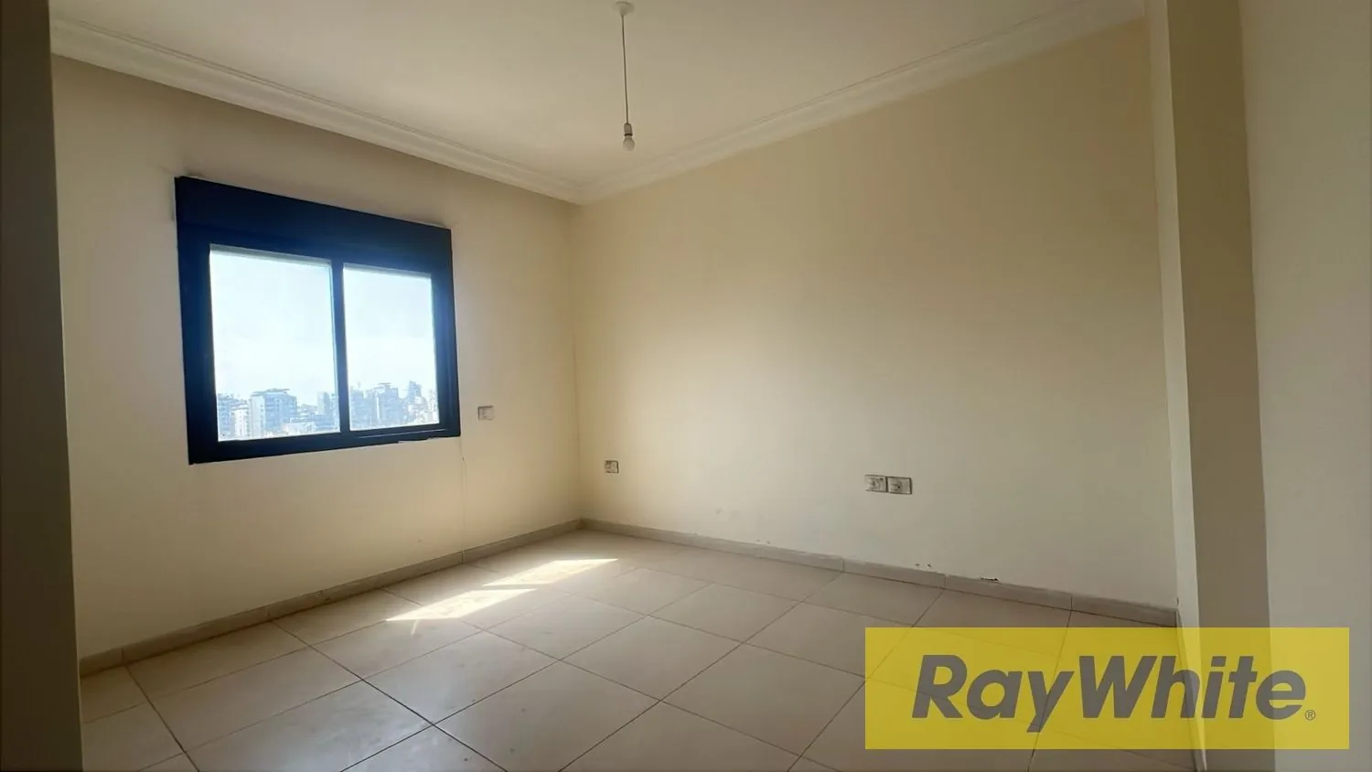 Apartment For Sale In Badaro — الصورة 4