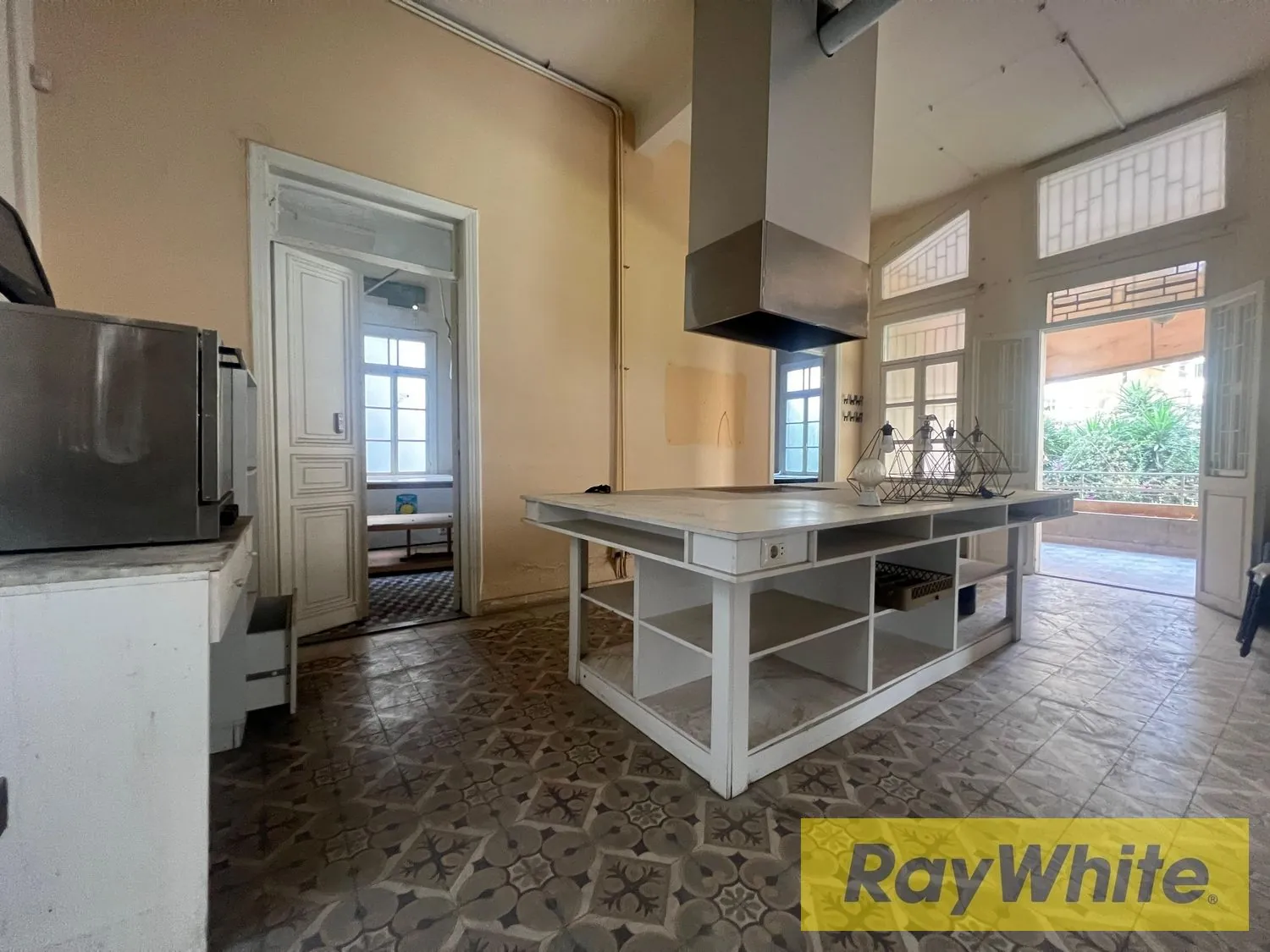 Stand Alone For Rent In Badaro