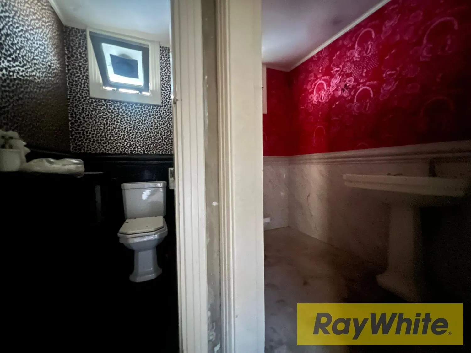 Stand Alone For Rent In Badaro — الصورة 5