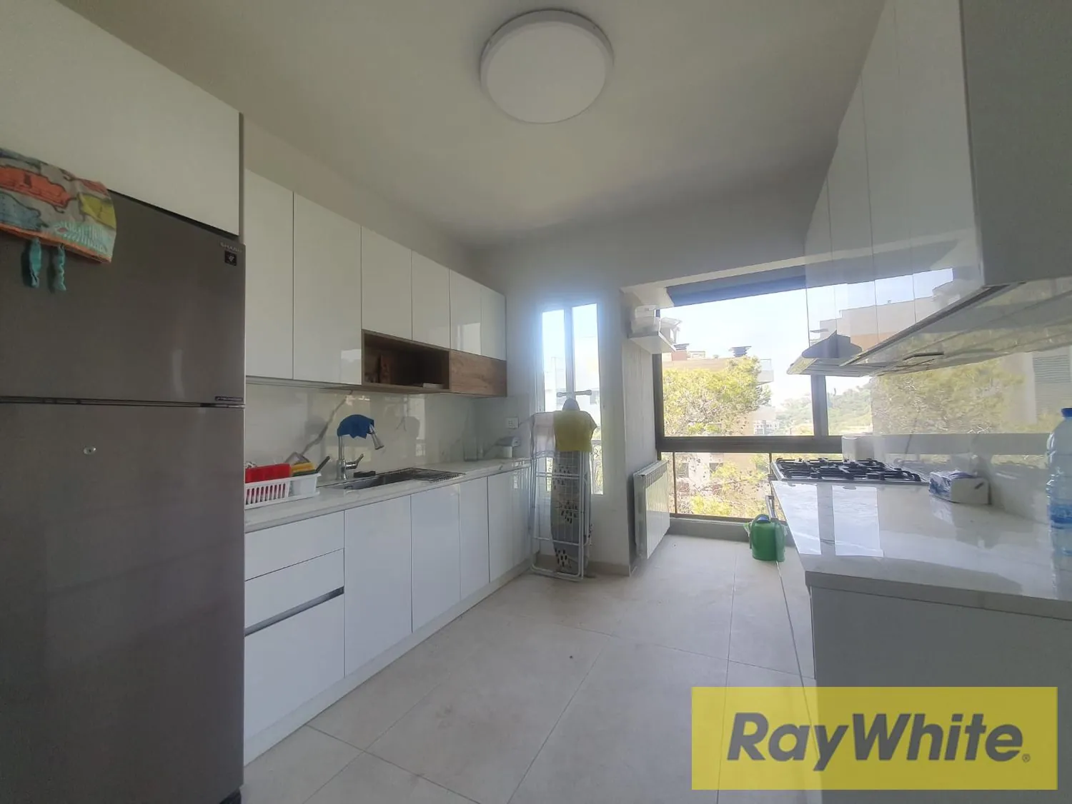 Luxurious Furnished Apartment For Rent In Yarzeh — الصورة 4