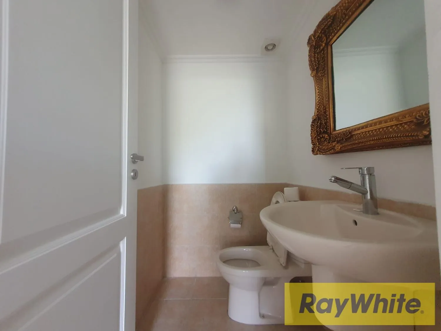 Luxurious Furnished Apartment For Rent In Yarzeh — الصورة 5