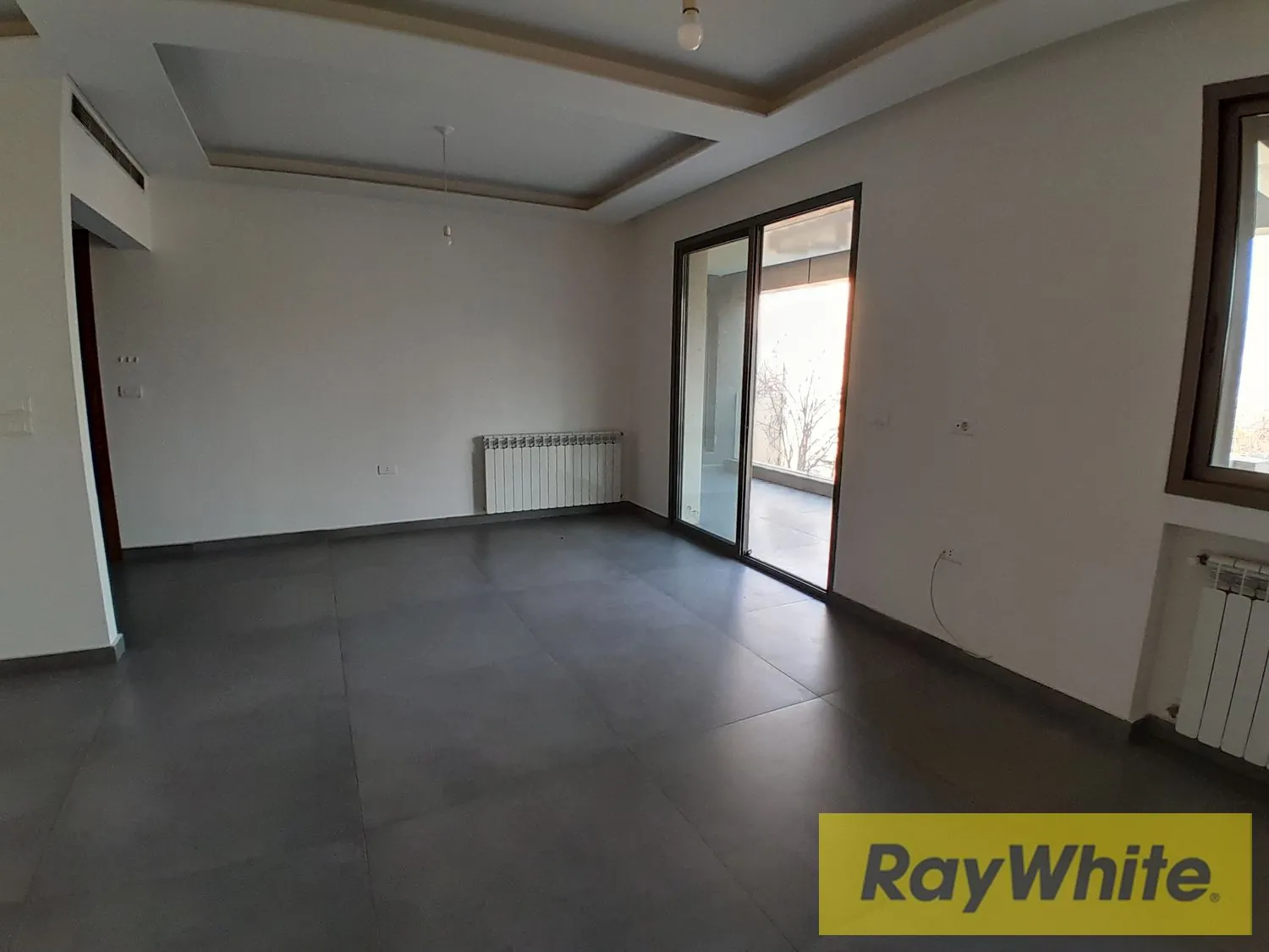 Spacious Apartment For Sale In Achrafieh – Fassouh