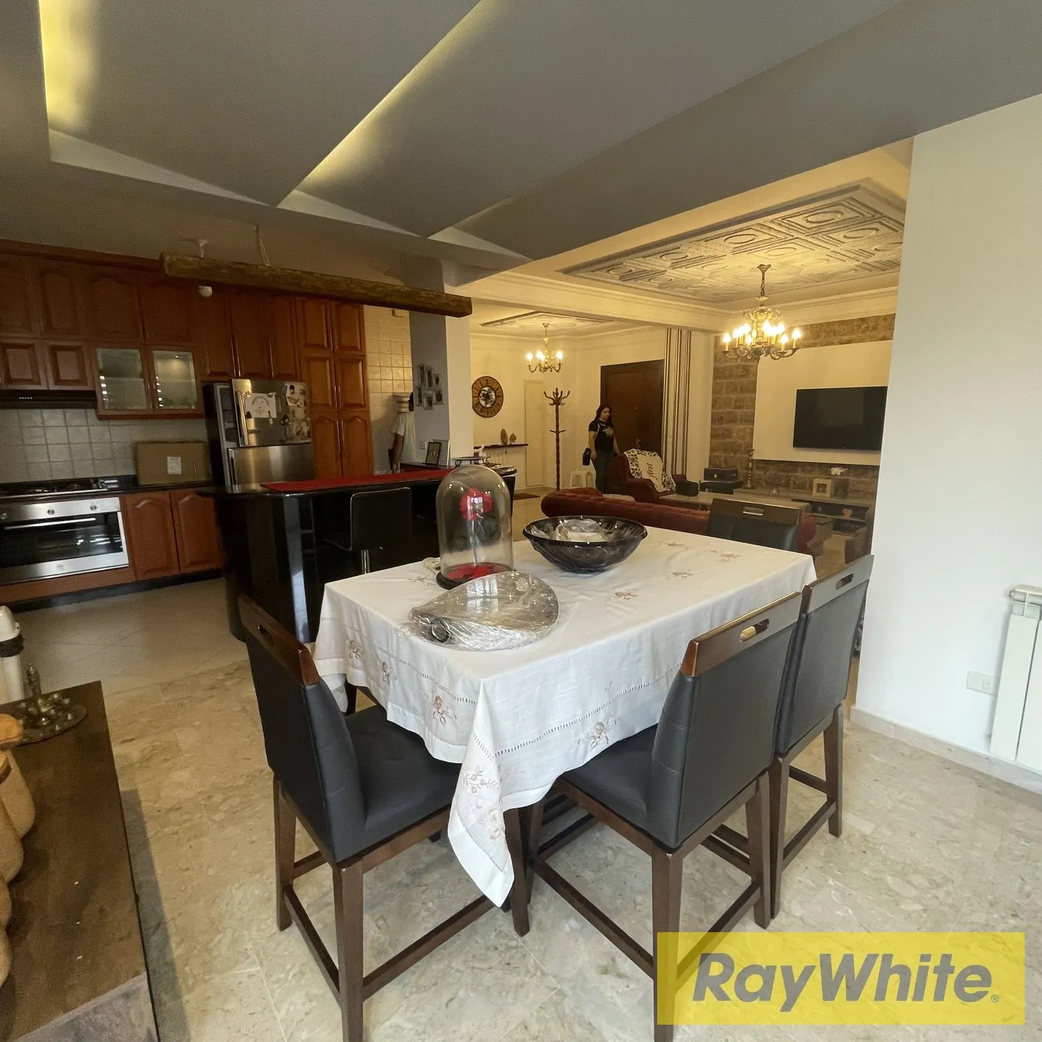 Apartment For Sale In Mazraat Yachouh — الصورة 4