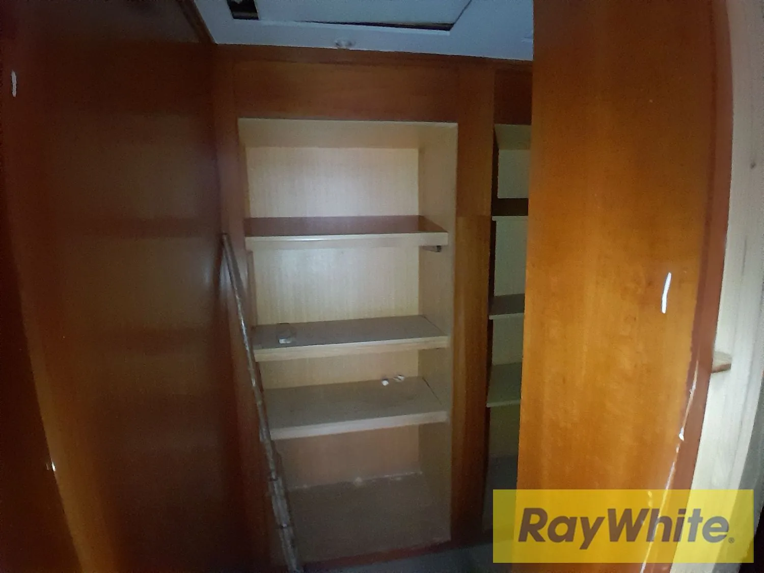 Shop For Rent In Achrafieh – 40 Sqm — photo 3