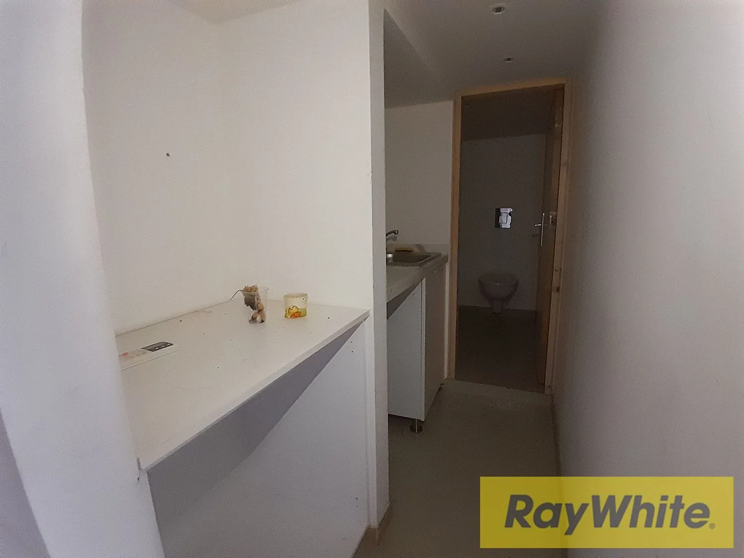 Shop For Rent In Achrafieh – 150 Sqm — photo 4