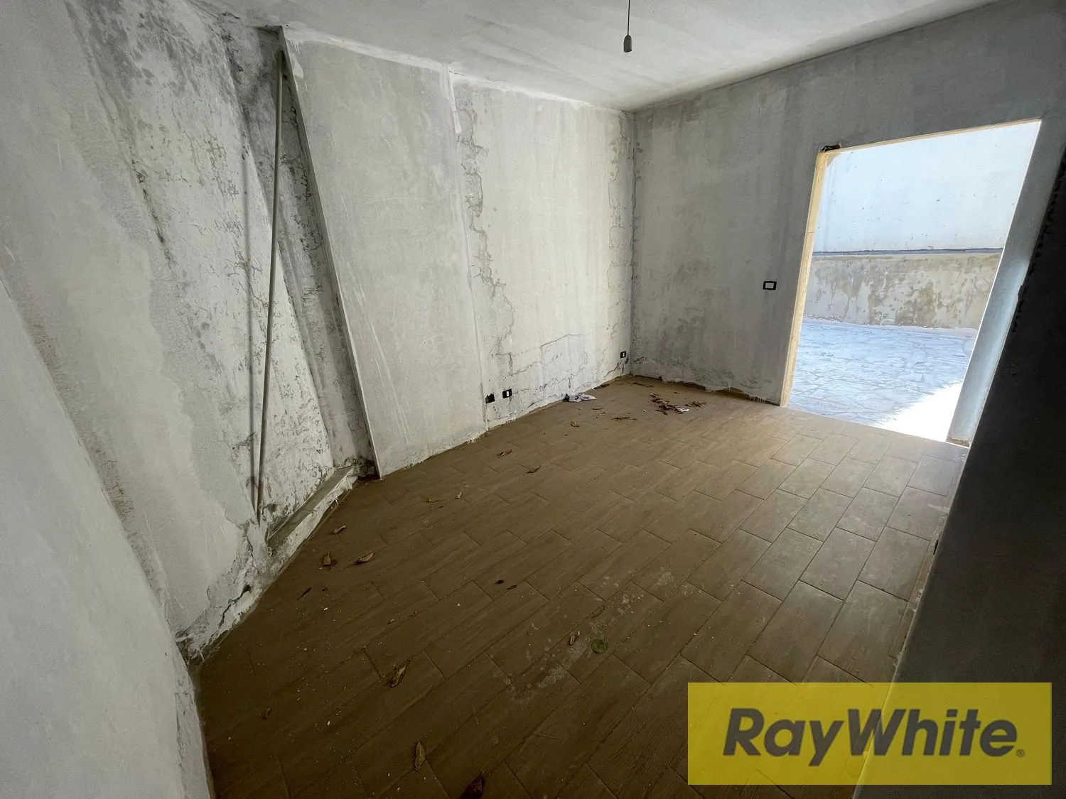 Apartment For Sale In Dekwaneh – 140 Sqm With Terrace — الصورة 4