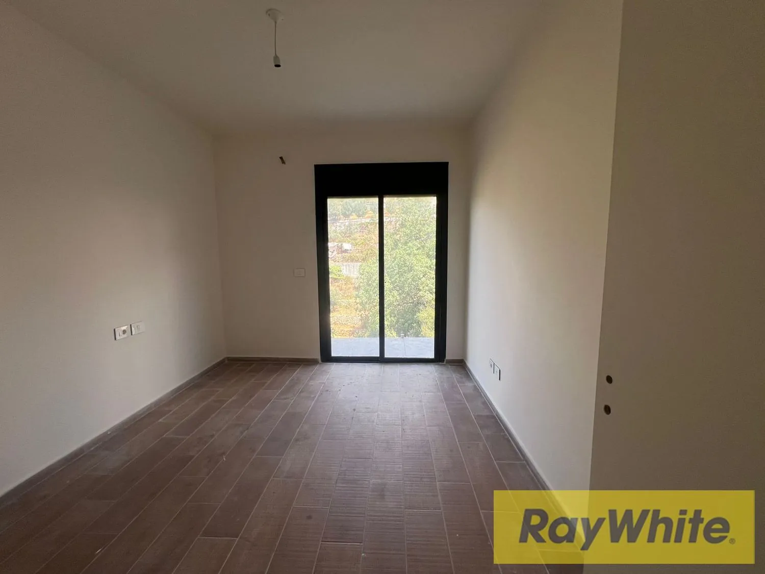 Apartment For Sale In Bhorsaf – 200 Sqm + Terrace — الصورة 5
