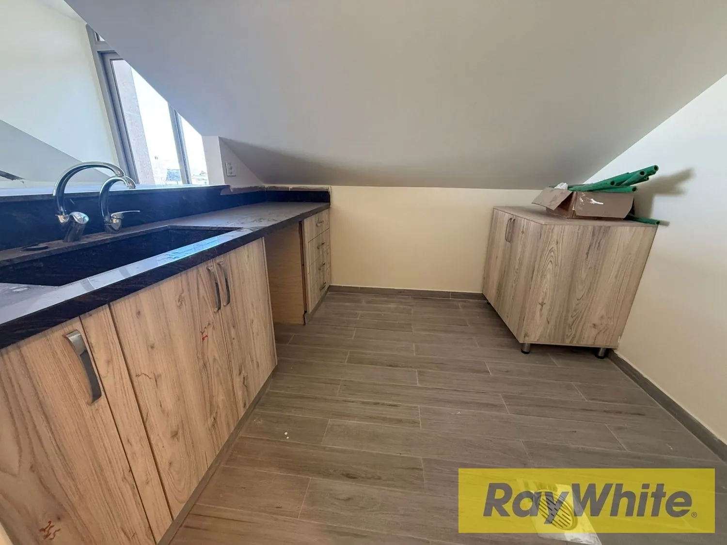 Apartment For Rent In Bikfaya — الصورة 4