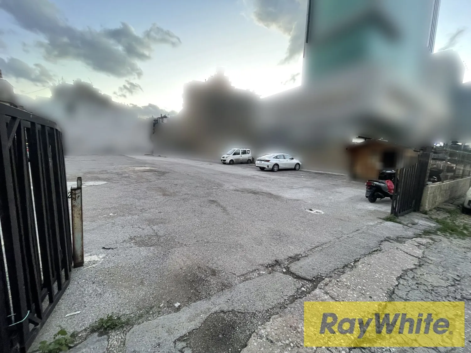 Land For Sale In Bourj Hammoud – 1,618 Sqm — photo 3