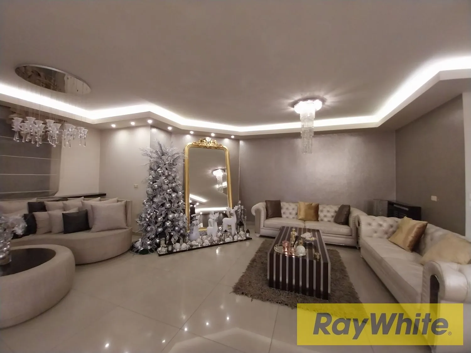 Duplex For Sale In Dbayeh With Open View — الصورة 4