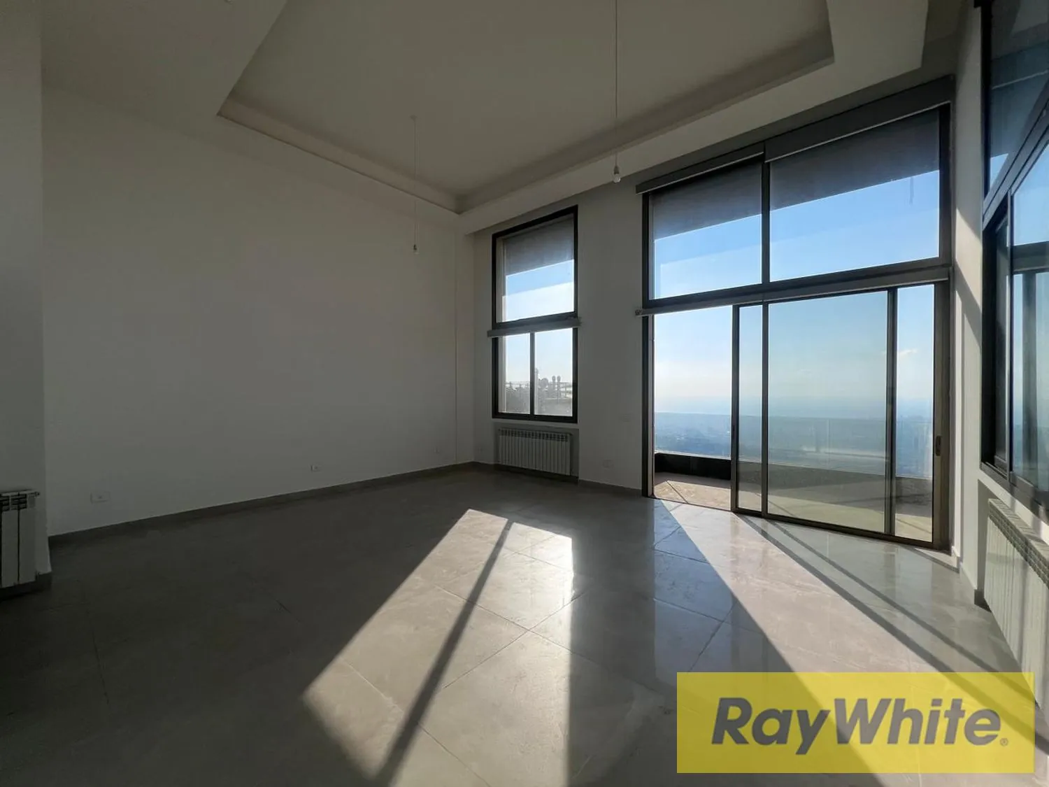 Duplex With Panoramic Sea And City View For Sale In Beit Mery — الصورة 2