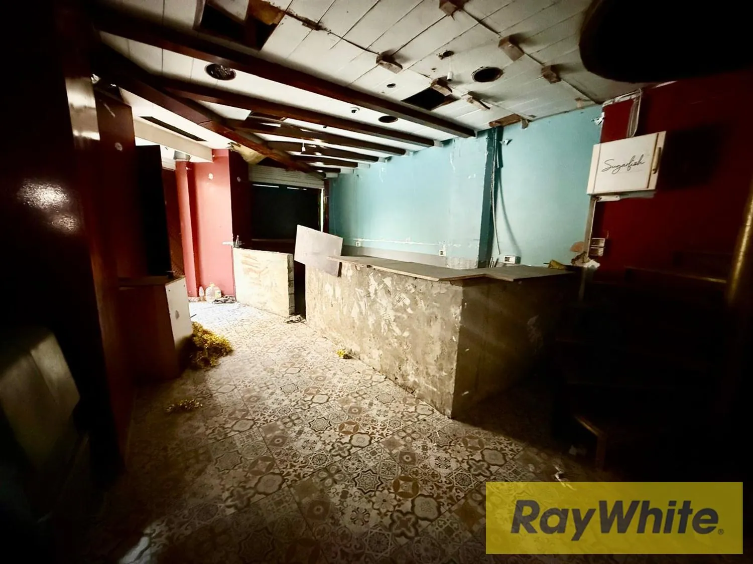 Shop For Rent In Downtown – 130 Sqm + Terrace — photo 1