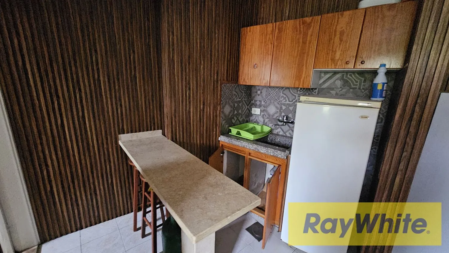 Chalet For Sale In Halat Jbeil — الصورة 4