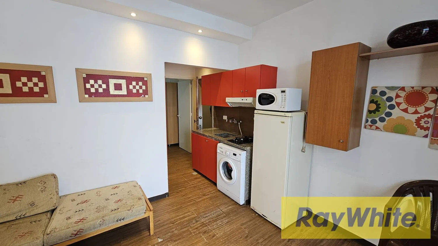 Chalet For Sale In Halat Jbeil — الصورة 3