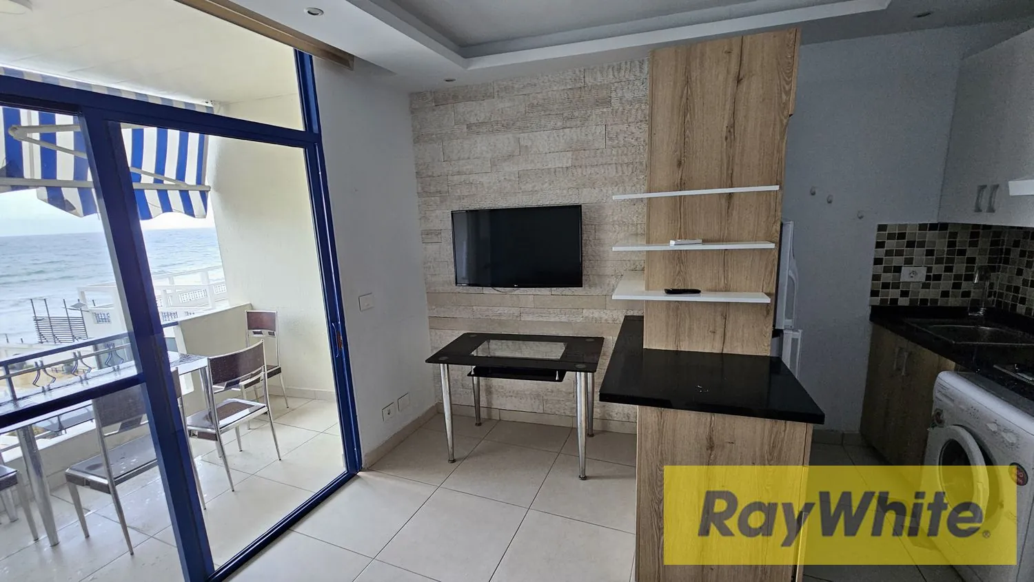 Chalet For Sale In Halat Jbeil — الصورة 2
