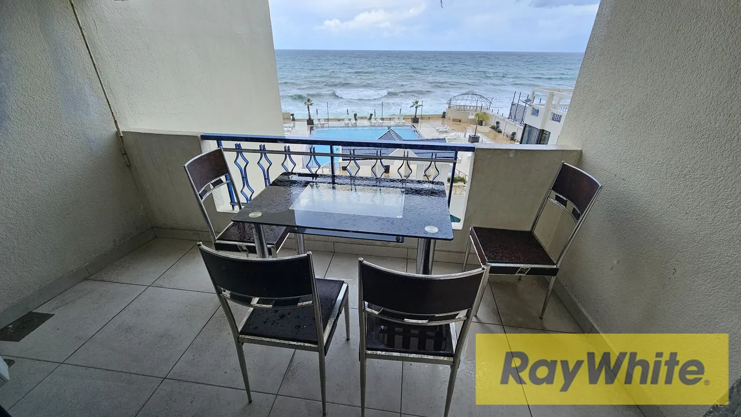 Chalet For Sale In Halat Jbeil — الصورة 3