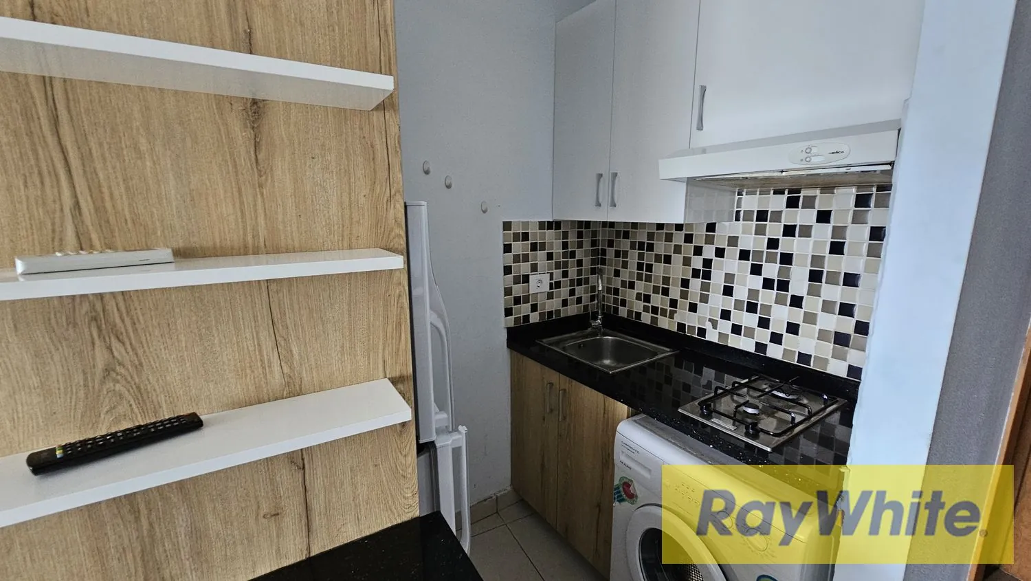 Chalet For Sale In Halat Jbeil — الصورة 5