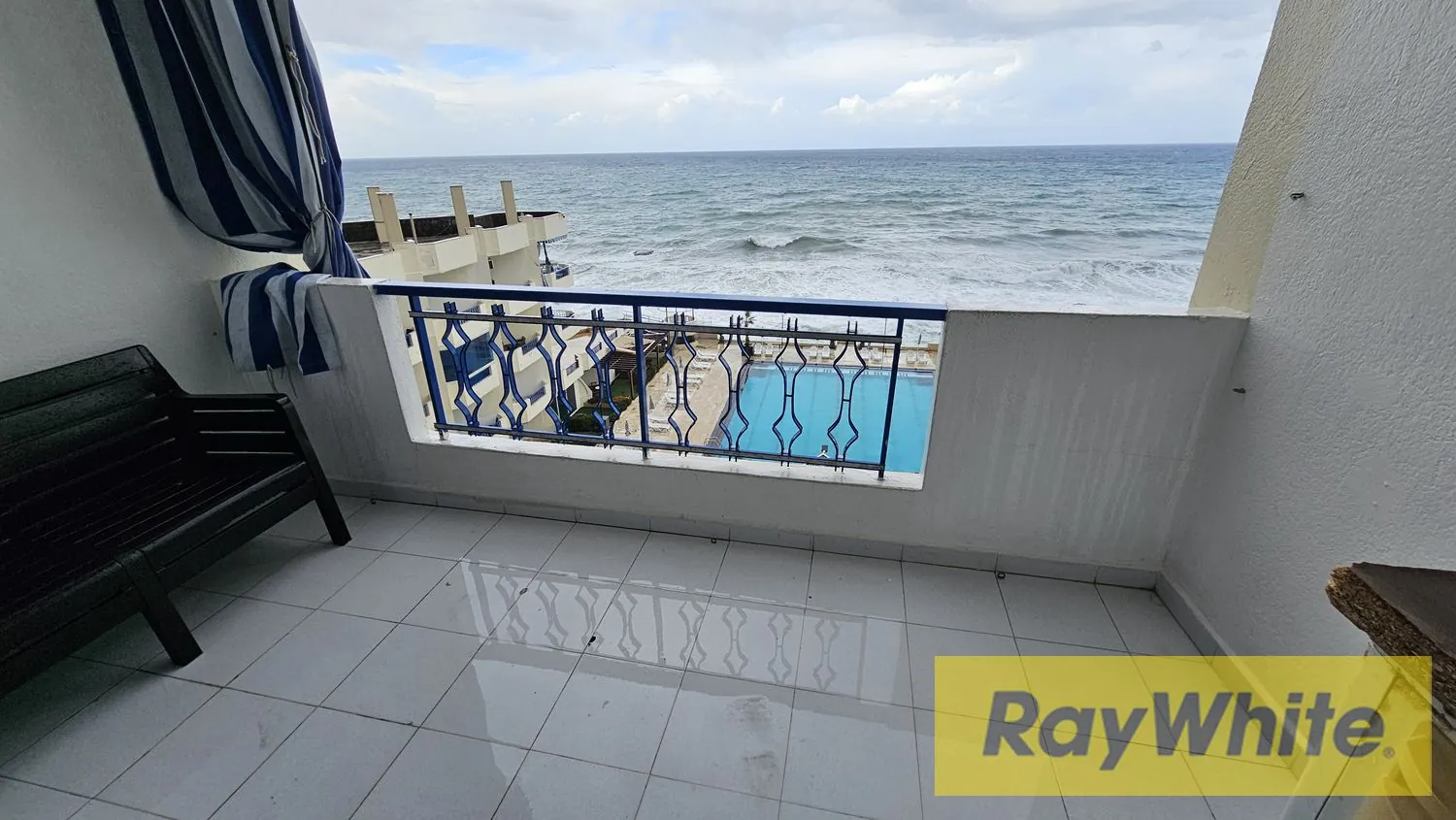 Chalet For Sale In Halat Jbeil — الصورة 4