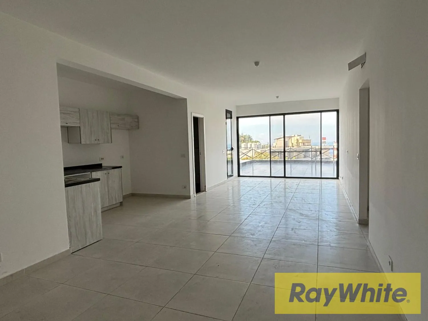Apartment For Sale In Blat Jbeil — photo 2
