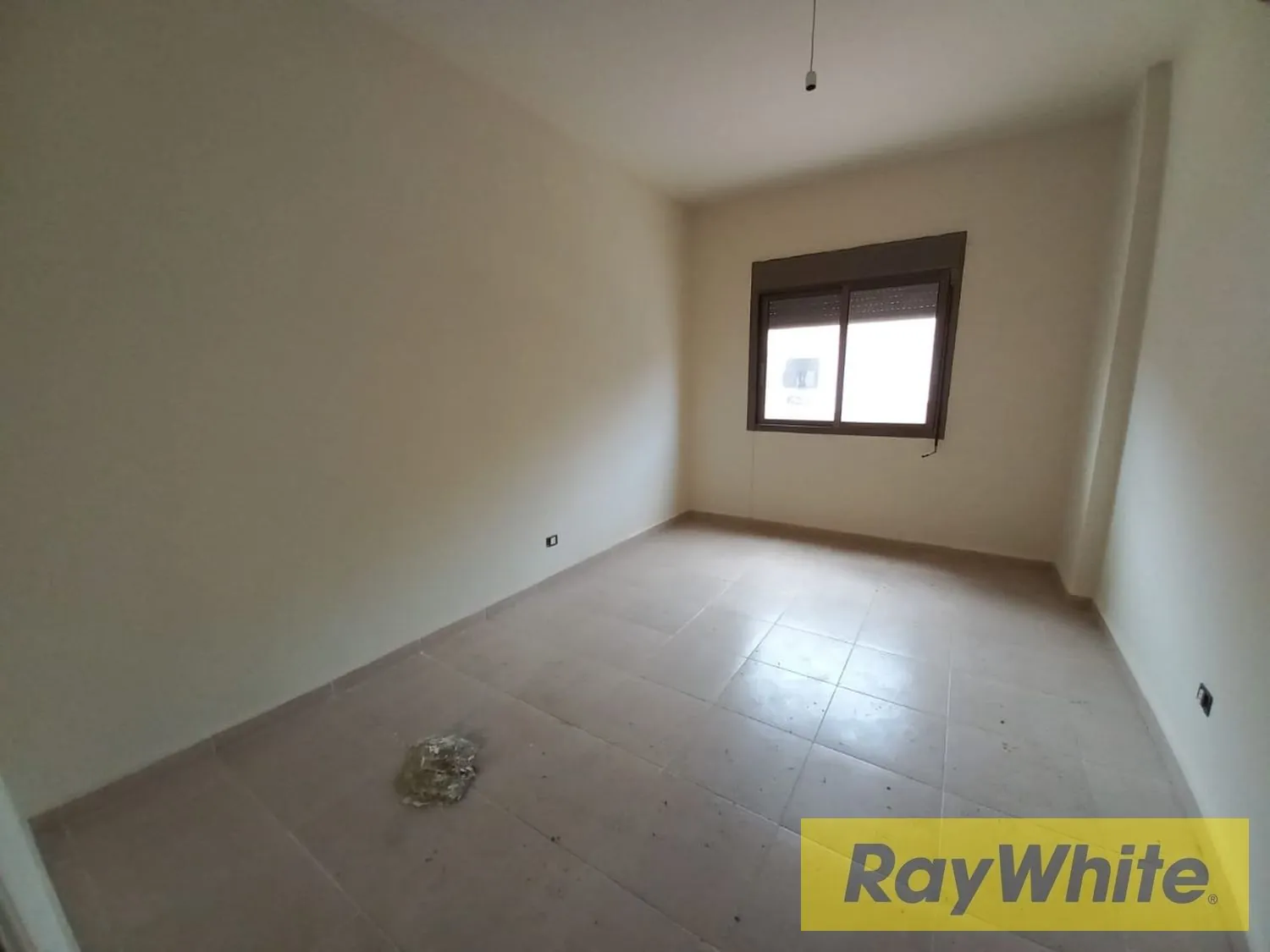 Modern Apartment For Sale In Biaqout — الصورة 2