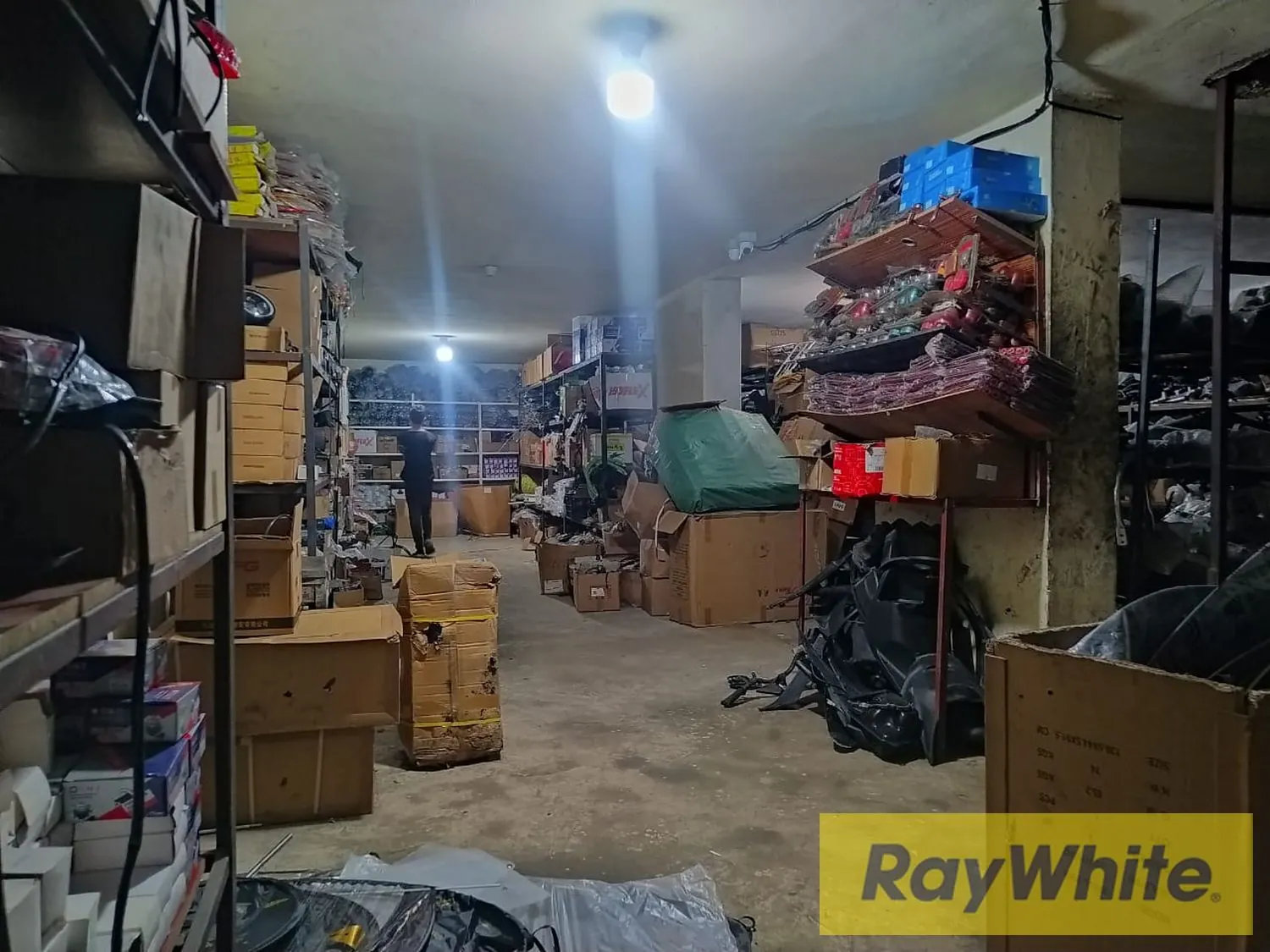 Warehouse For Sale In Dekwaneh – 4 Floors | 2,500 Sqm — الصورة 3