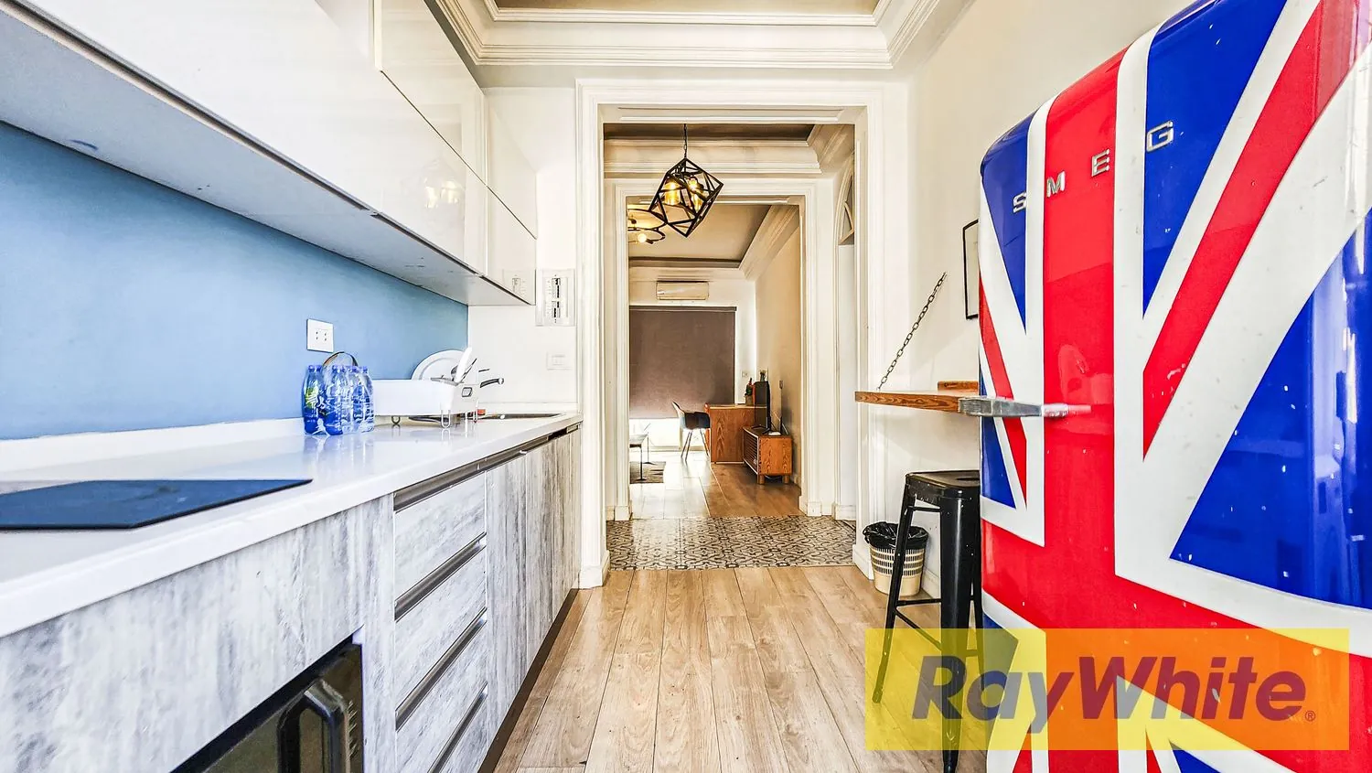 Apartment For Sale In Achrafieh — الصورة 5