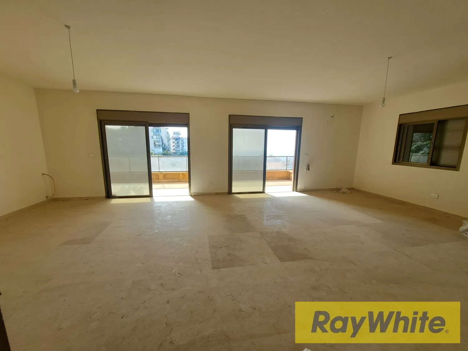 New! Spacious 240sqm Apartment For Sale In Beit El Chaar! — الصورة 2