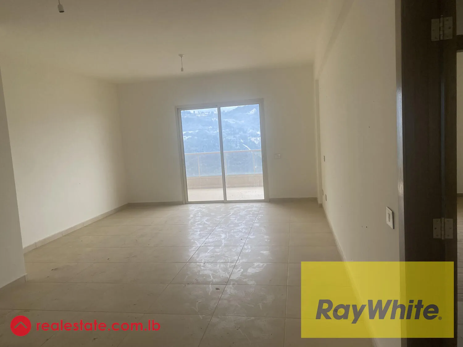 Duplex Apartment For Sale In Bchalli Jbeil — الصورة 2