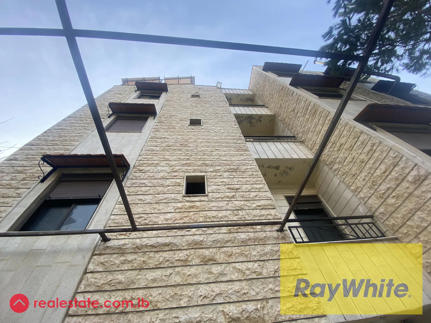 Building For Sale In Zebdine Jbeil — الصورة 5